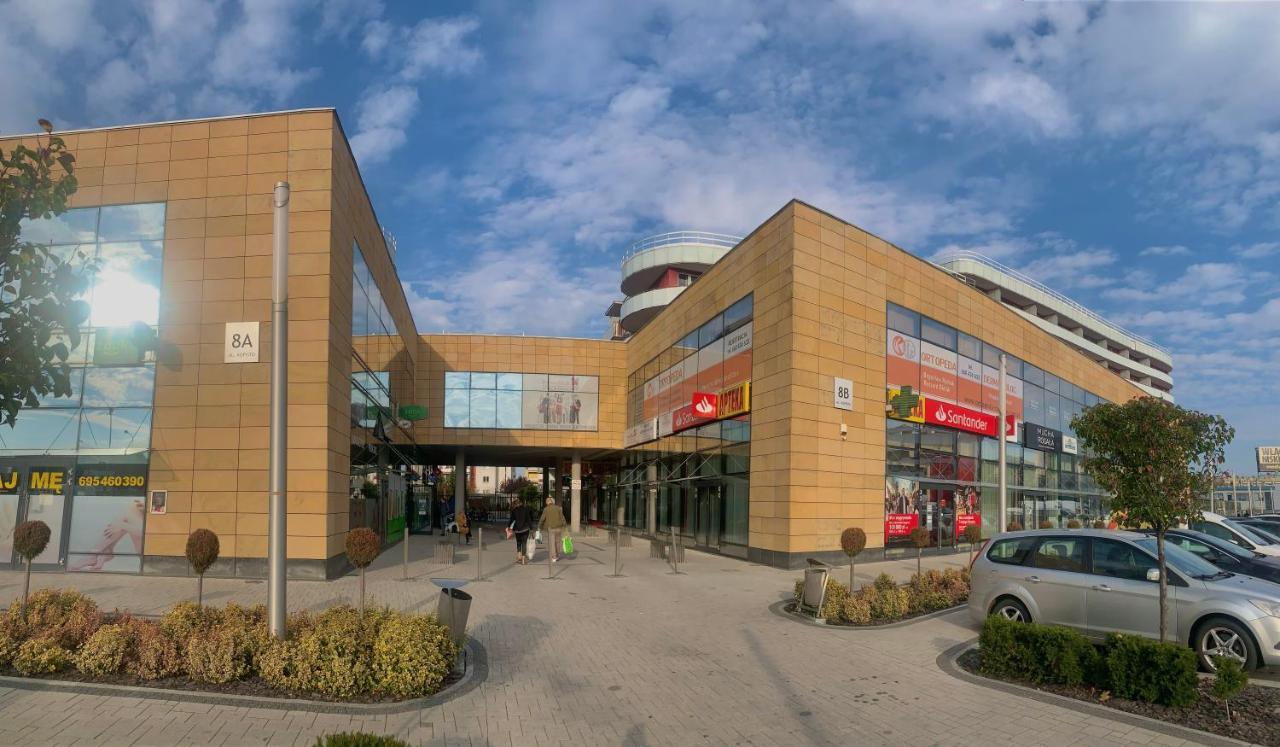 Downtown Apartments Family&Friends Rzeszów Exteriör bild